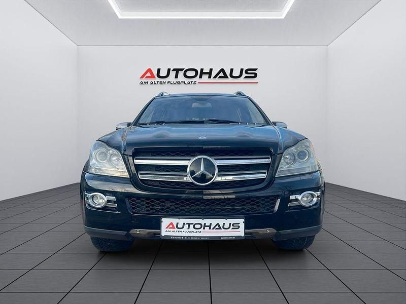 Schwarz Gebraucht 2008 Mercedes GL320 SUV | 12.480 € (Teuer) - Bild 1/4
