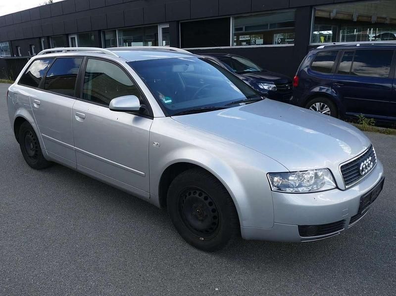 Gebraucht Audi A4 102 PS (75 kW) 2003 Silber Kombi