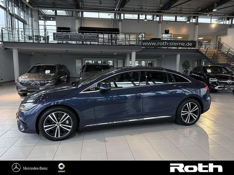Gebraucht Mercedes EQE300 180 kW (245 PS) 2024 Blau Limousine