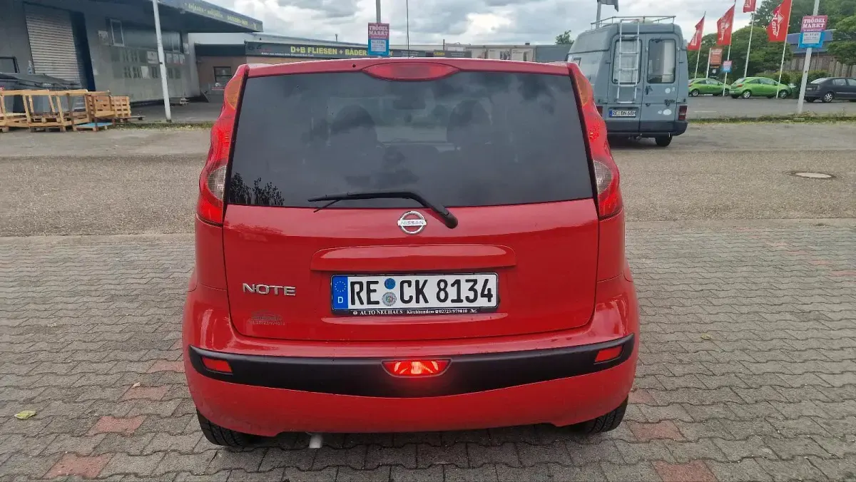 Gebraucht Nissan Note 110 PS (80 kW) 2007 Rot Kleinwagen