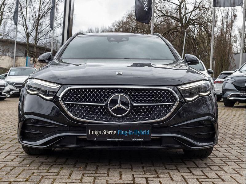 Gebraucht Mercedes E300 AMG 313 PS (230 kW) 2024 Grau graphitgrau metallic Kombi