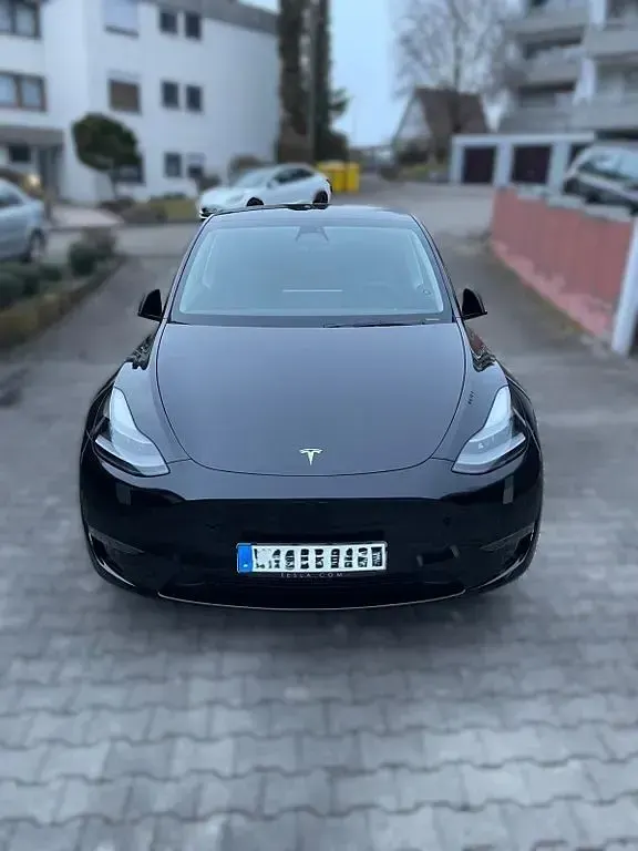 Gebraucht Tesla Model Y Performance 392 kW (534 PS) 2023 Schwarz SUV