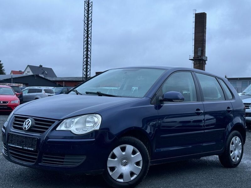 Blau Gebraucht 2007 VW Polo Trendline Limousine | 2.999 € (Teuer) - Bild 1/4