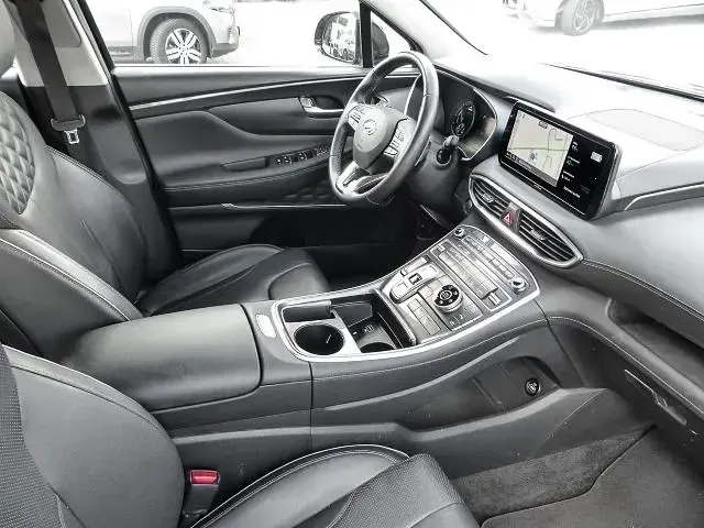 Gebraucht Hyundai Santa Fe Trend 179 PS (131 kW) 2022 Phantom black (metallic) SUV