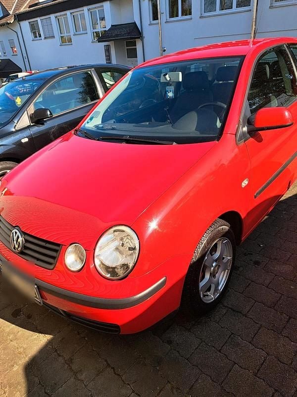 Rot Gebraucht 2002 VW Polo Kleinwagen | 3.500 € (Etwas zu teuer) - Bild 1/4