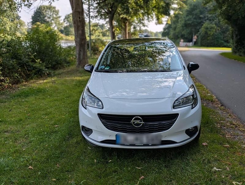 Weiß Gebraucht 2019 Opel Corsa Color Edition Kleinwagen | 11.200 € (Fairer Preis) - Bild 1/4
