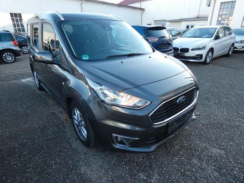 Grau Gebraucht 2018 Ford Tourneo Connect Titanium Van / Kleinbus | 11.990 € (Guter Preis) - Bild 1/4