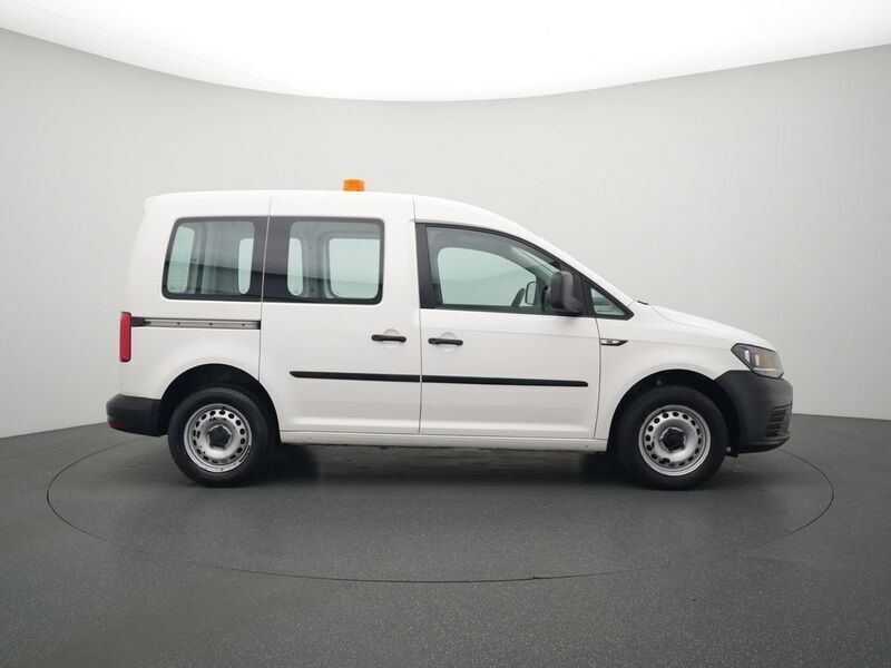 Usata VW Caddy 102 CV (75 kW) 2018 Bianco Monovolume