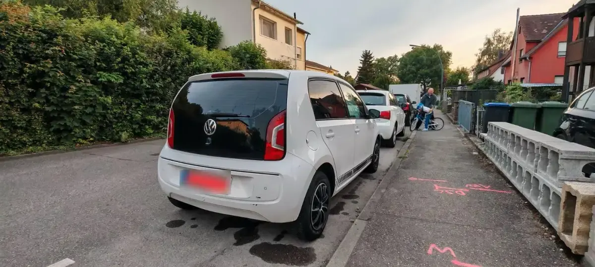 Gebraucht VW up! 75 PS (55 kW) 2014 Weiß Kleinwagen