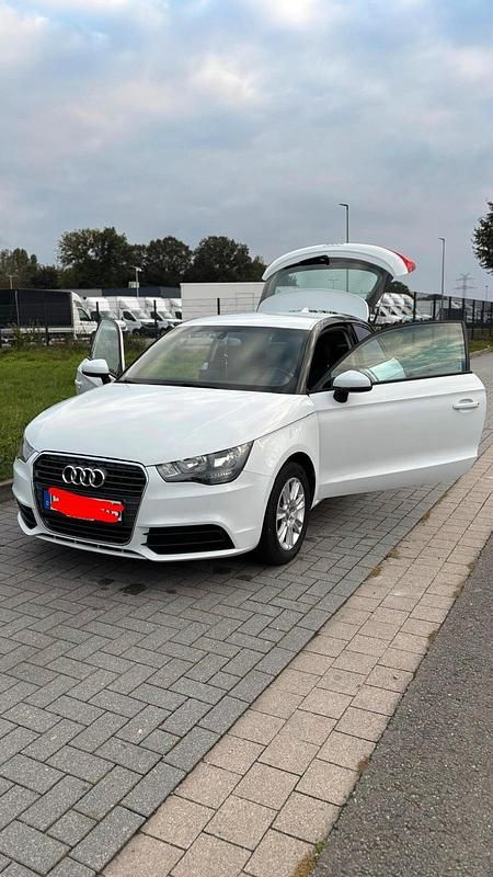 Weiß Gebraucht 2013 Audi A1 Kleinwagen | 10.500 € (Fairer Preis) - Bild 1/4