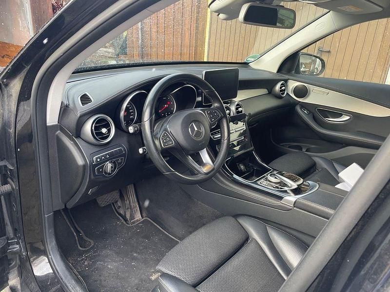 Gebraucht Mercedes GLC220 170 PS (125 kW) 2016 Schwarz SUV