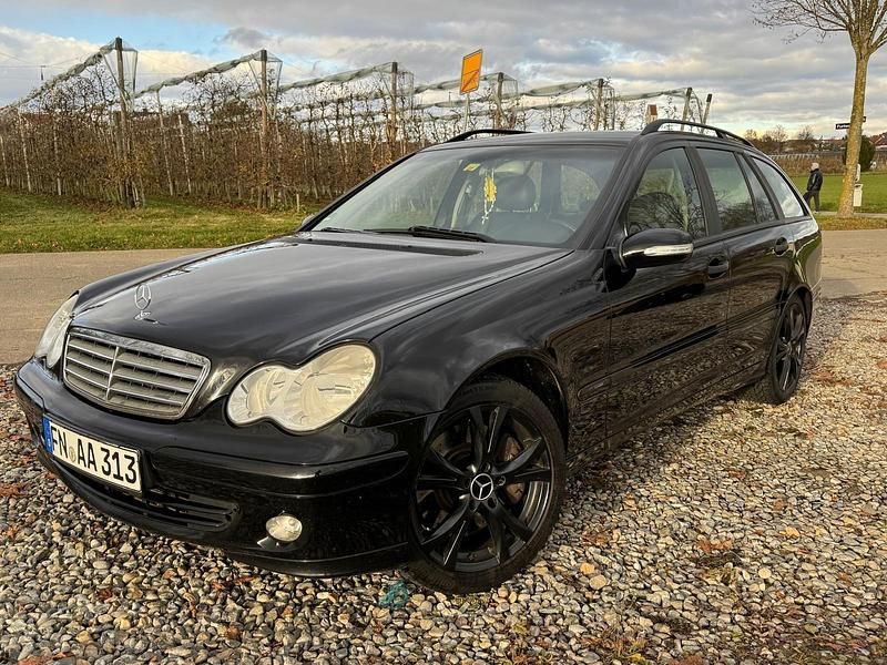 Schwarz Gebraucht 2004 Mercedes C200 Kombi | 3.499 € (Teuer) - Bild 1/4