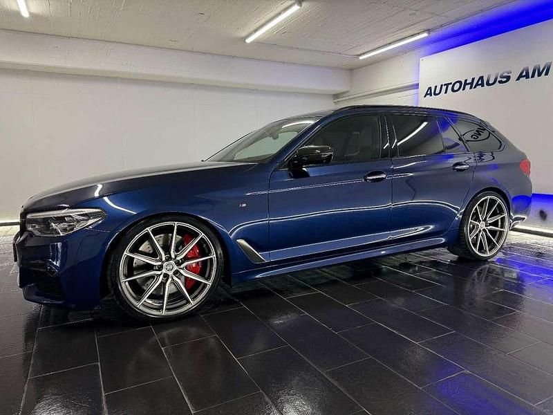 Gebraucht BMW 550 Competition Edition 400 PS (294 kW) 2018 Mediterranblau metallic Kombi