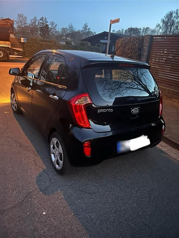 Gebraucht Kia Picanto 62 PS (45 kW) 2014 Schwarz Kleinwagen