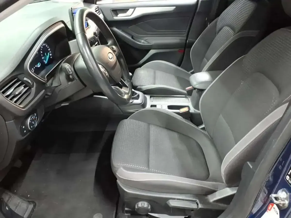Gebraucht Ford Focus Cool & Connect 150 PS (110 kW) 2021 Blazer blau Kombi