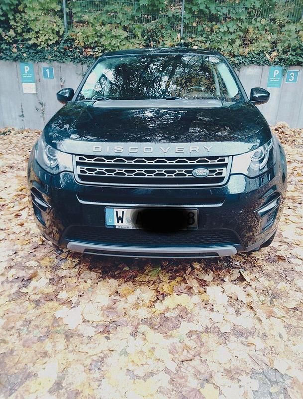 Schwarz Gebraucht 2017 Land Rover Discovery Sport HSE SUV | 16.800 € (Fairer Preis) - Bild 1/4