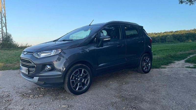 Grau Gebraucht 2016 Ford Ecosport Titanium SUV | 8.600 € (Fairer Preis) - Bild 1/4