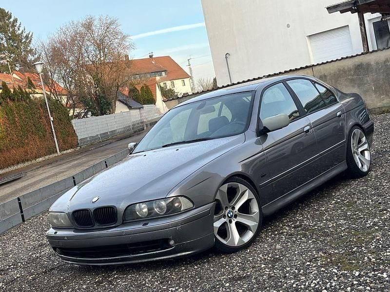 Gebraucht BMW 525 Performance 192 PS (141 kW) 2002 Grau Limousine