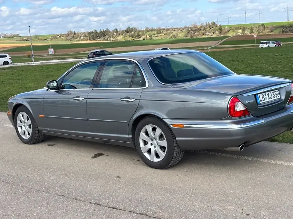 Gebraucht Jaguar XJ6 238 PS (175 kW) 2004 Grau Limousine
