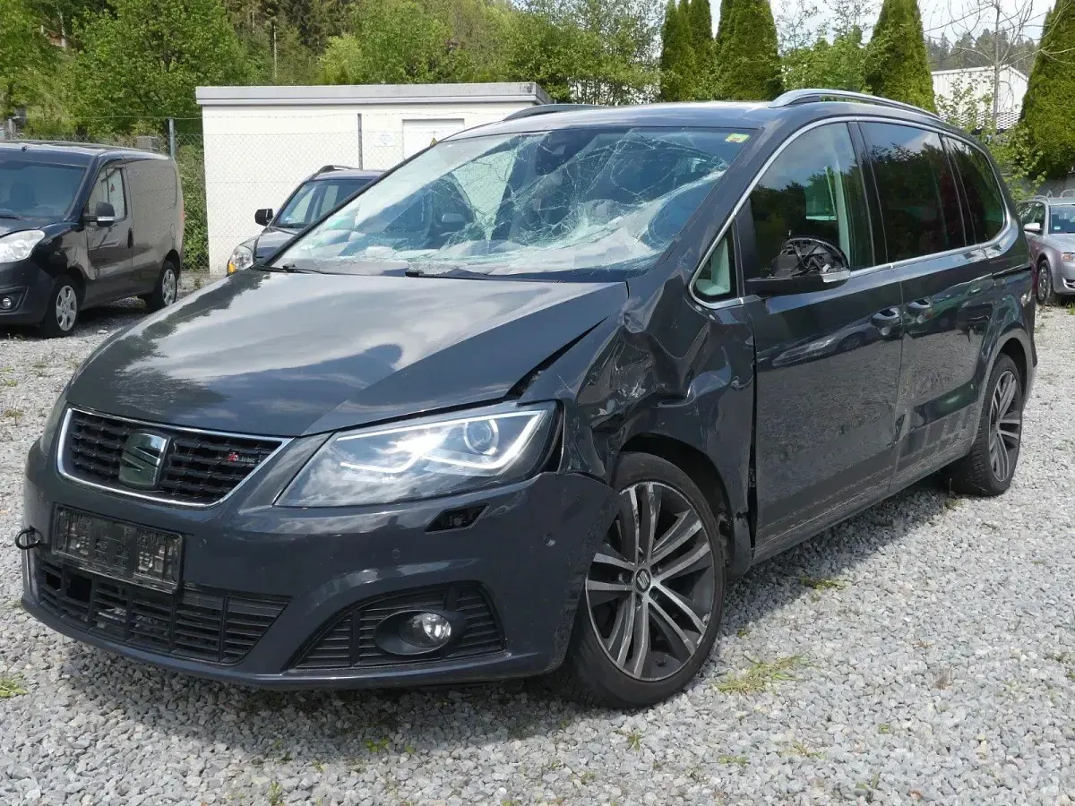 Gebraucht Seat Alhambra FR-Line 150 PS (110 kW) 2019 Grau Van / Kleinbus