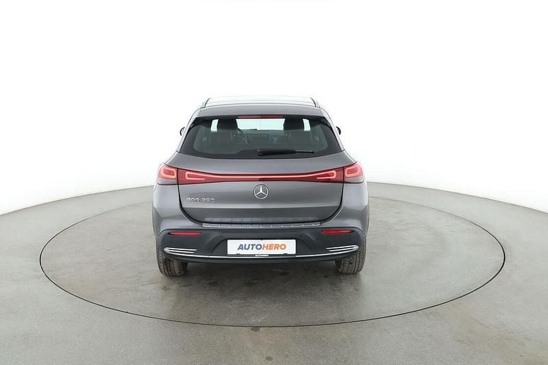 Gebraucht Mercedes EQA250 Progressive 139 kW (190 PS) 2023 Grau SUV