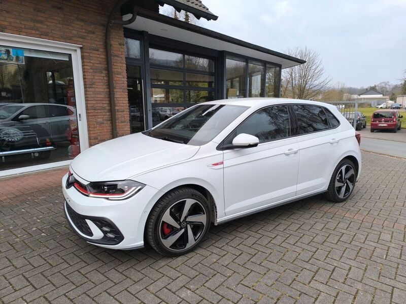 Weiß Gebraucht 2023 VW Polo GTI Limousine | 25.900 € (Fairer Preis) - Bild 1/4