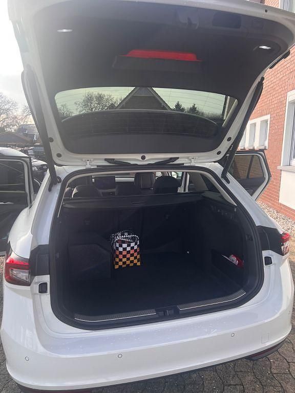 Gebraucht Skoda Superb Selection 150 PS (110 kW) 2025 Weiß Kombi