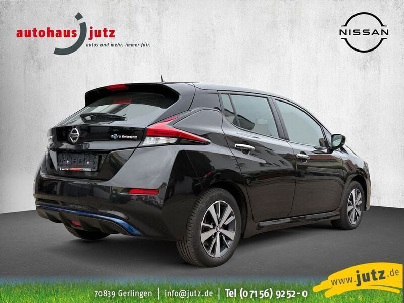 Gebraucht Nissan Leaf Acenta 110 kW (150 PS) 2021 Schwarz Kleinwagen