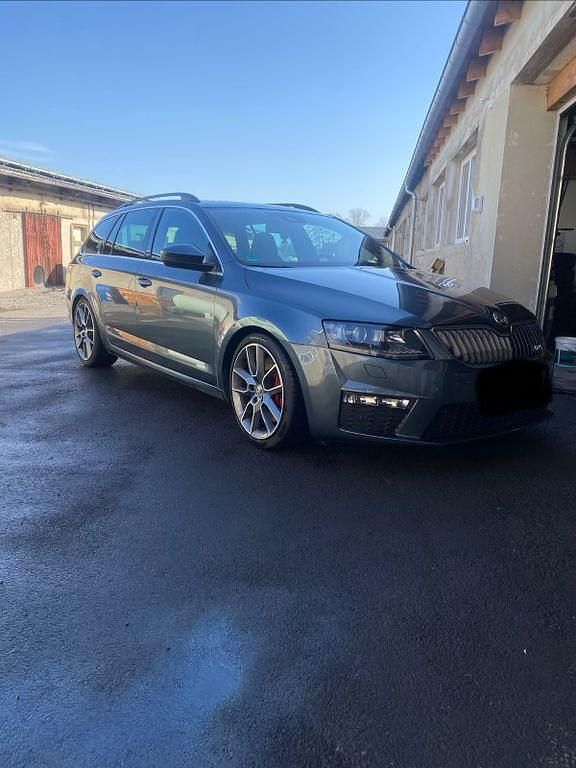 Gebraucht Skoda Octavia RS 220 PS (161 kW) 2015 Kleinwagen