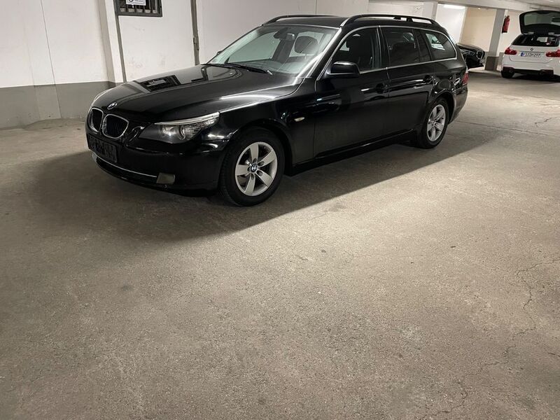 Schwarz Gebraucht 2010 BMW 520 Kombi | 5.980 € (Guter Preis) - Bild 1/4