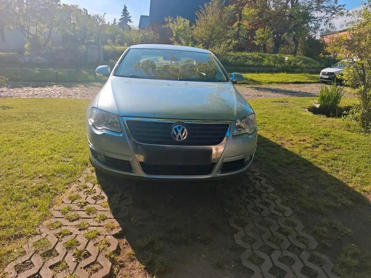 Gebraucht VW Passat 115 PS (84 kW) 2005 Blau Limousine