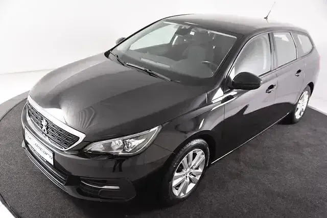 Gebraucht Peugeot 308 SW 102 PS (75 kW) 2020 Schwarz Kombi
