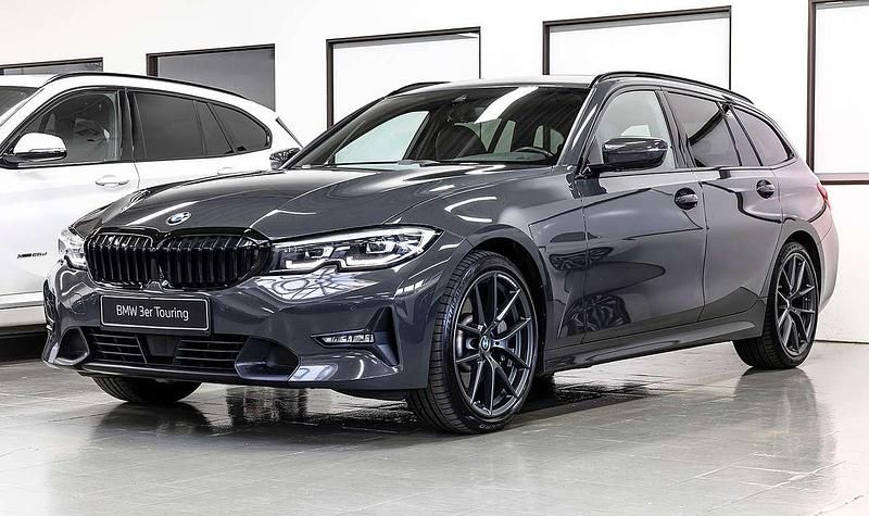 Dravitgrau metallic Gebraucht 2020 BMW 330 Sport Line Kombi | 26.500 € (Fairer Preis) - Bild 1/4