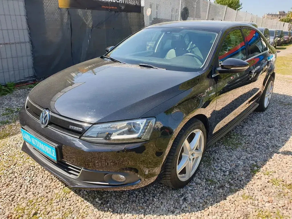Gebraucht VW Jetta Highline 150 PS (110 kW) 2013 Schwarz Limousine