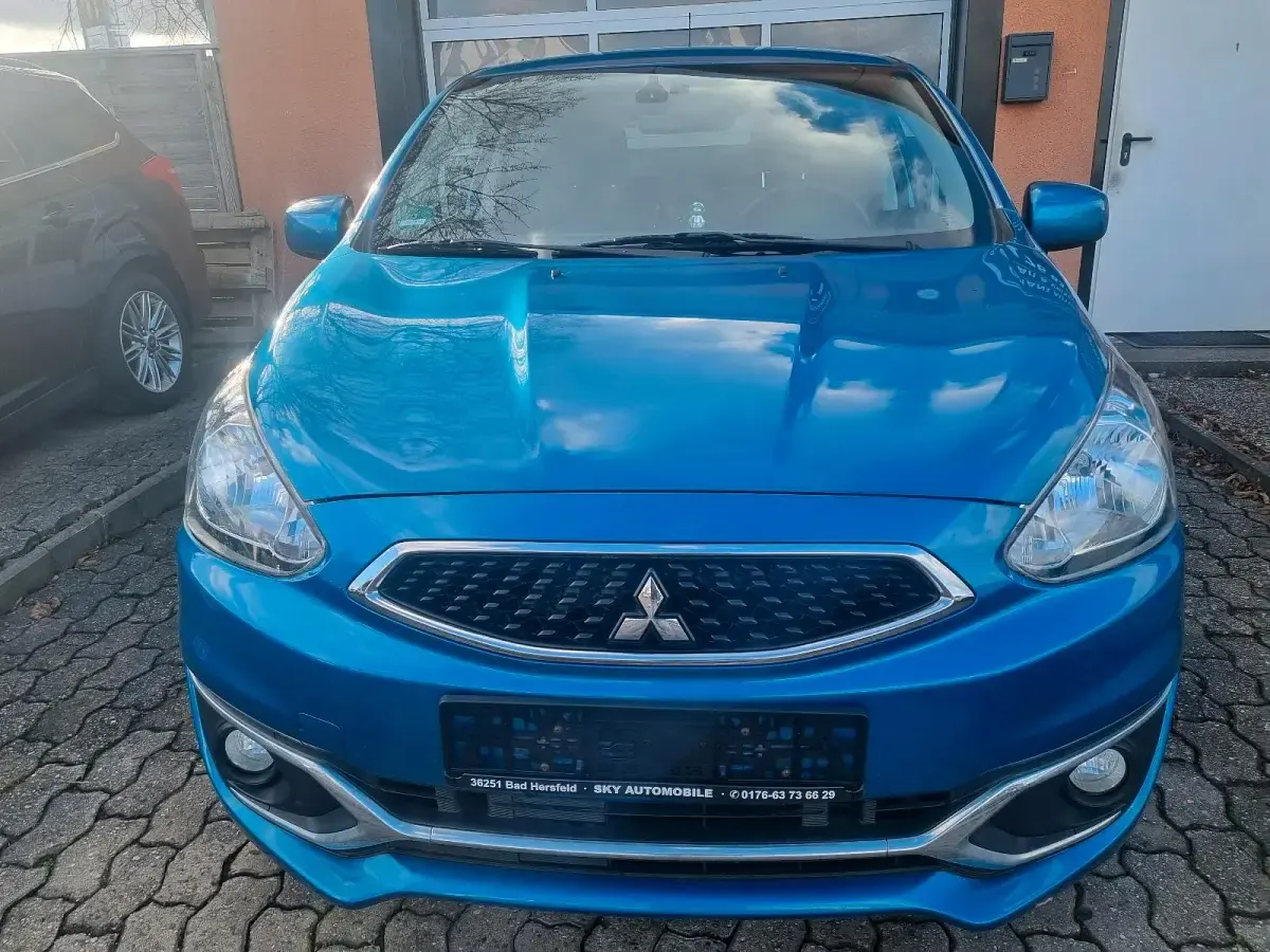 Gebraucht Mitsubishi Space Star 80 PS (58 kW) 2018 Blau Kleinwagen