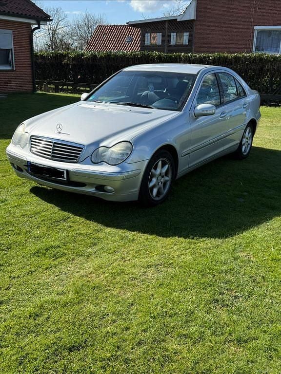 Gebraucht Mercedes C240 Elegance 170 PS (125 kW) 2004 Grau Limousine