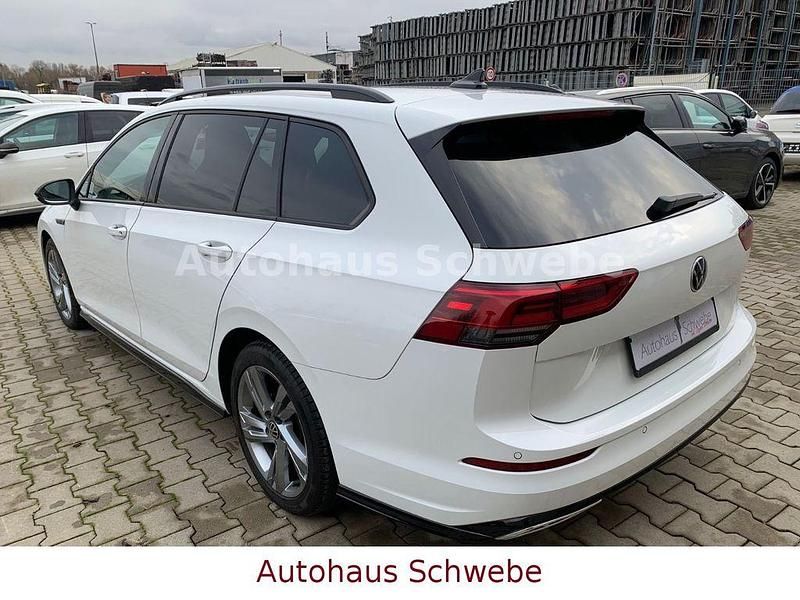 Gebraucht VW Golf VIII R-line 150 PS (110 kW) 2023 Weiß Kombi
