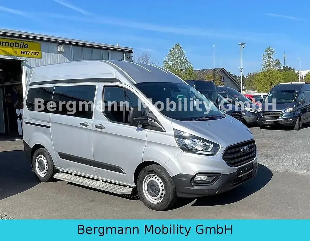 Gebraucht Ford Transit Custom 131 PS (96 kW) 2018 Silber Van / Kleinbus