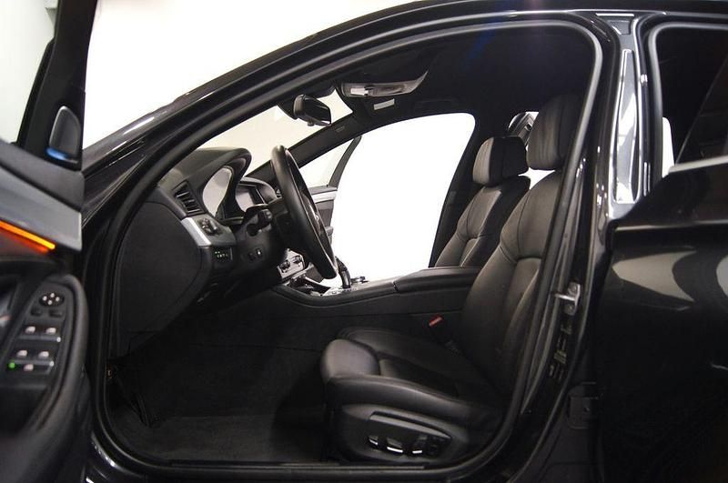 Gebraucht BMW 535 Performance 313 PS (230 kW) 2017 Grau Limousine