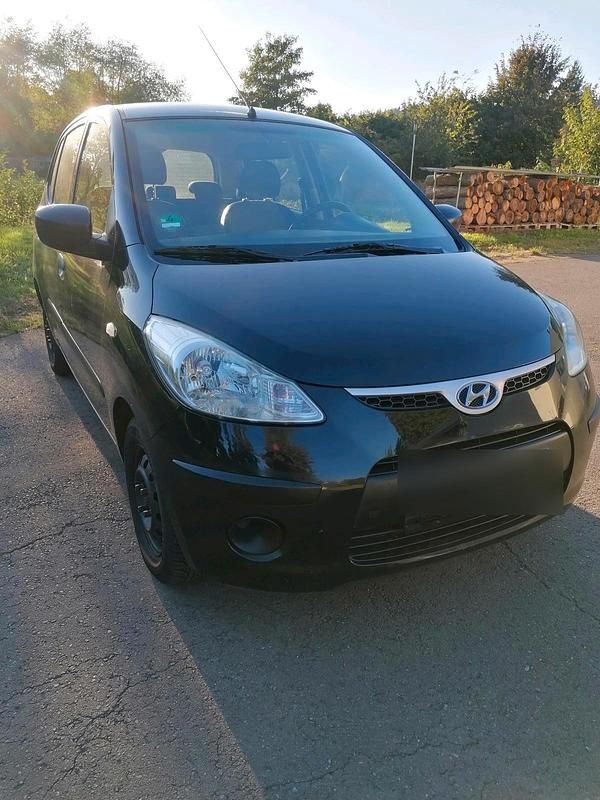 Schwarz Gebraucht 2009 Hyundai i10 Kleinwagen | 2.100 € (Fairer Preis) - Bild 1/4