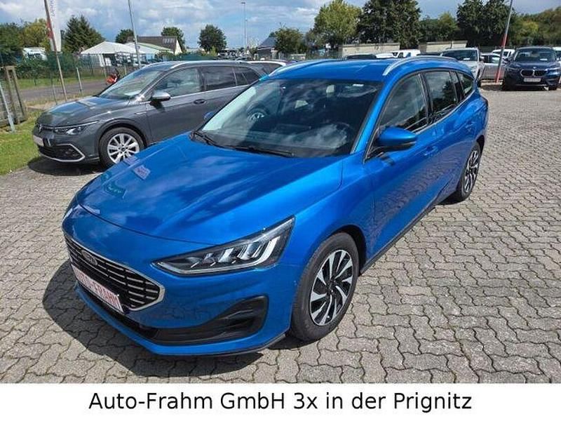 Gebraucht Ford Focus Titanium 100 PS (73 kW) 2022 Andere Limousine