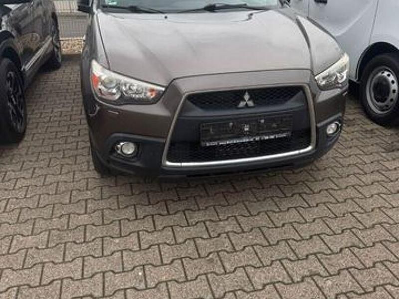 Gebraucht Mitsubishi ASX Intense 150 PS (110 kW) 2012 Braun SUV