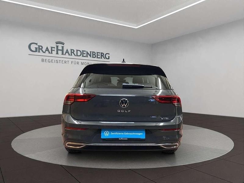Gebraucht VW Golf VIII Move 110 PS (80 kW) 2024 Grau Limousine
