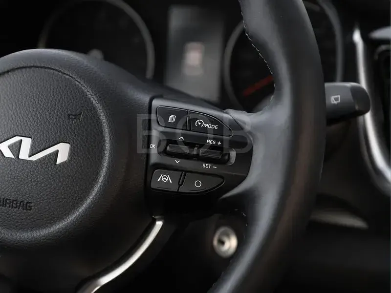Gebraucht Kia Stonic 101 PS (74 kW) 2022 Grau SUV