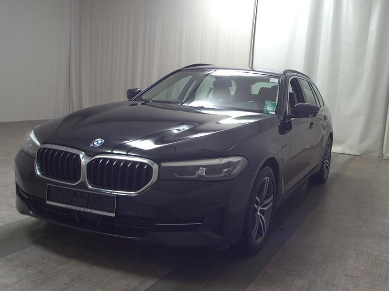 Gebraucht BMW 530e 292 PS (214 kW) 2022 Schwarz Kombi