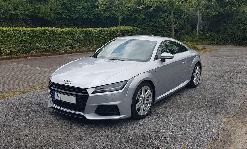 Silber Gebraucht 2015 Audi TT Sport Coupé | 22.000 € (Fairer Preis) - Bild 1/4