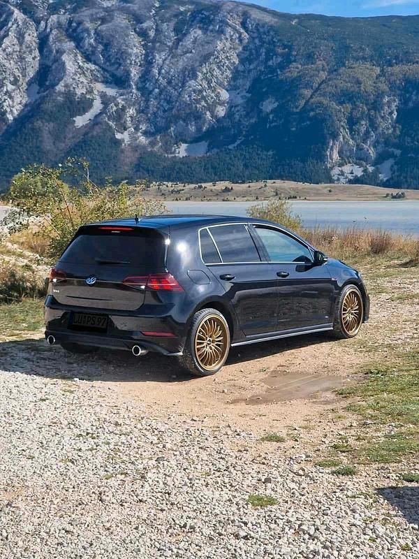 Gebraucht 2017 VW Golf VII GTI Limousine | 16.499 € (Guter Preis) - Bild 1/4