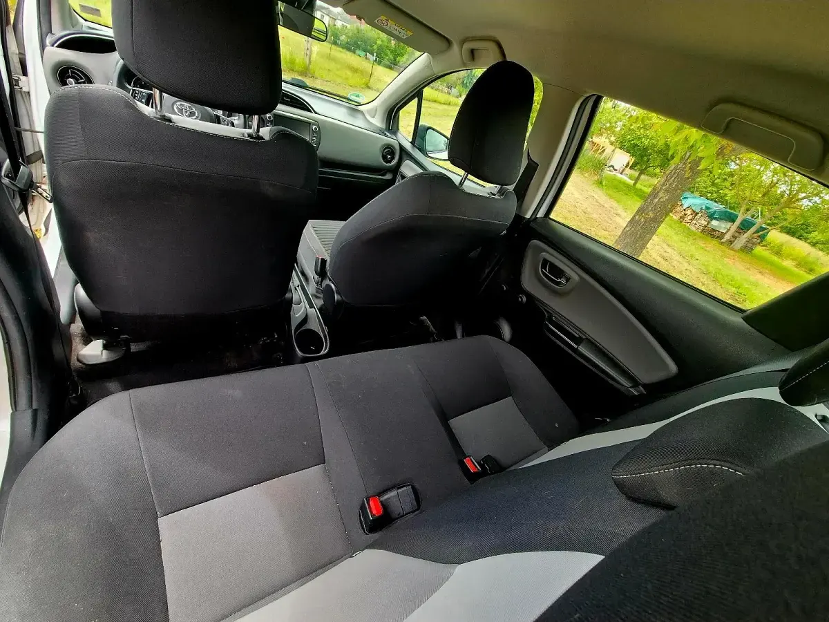Gebraucht Toyota Yaris 69 PS (50 kW) 2018 Weiß Kleinwagen