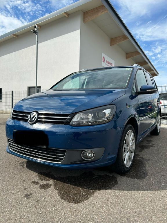 Blau Gebraucht 2011 VW Touran Van / Kleinbus | 7.000 € (Guter Preis) - Bild 1/4