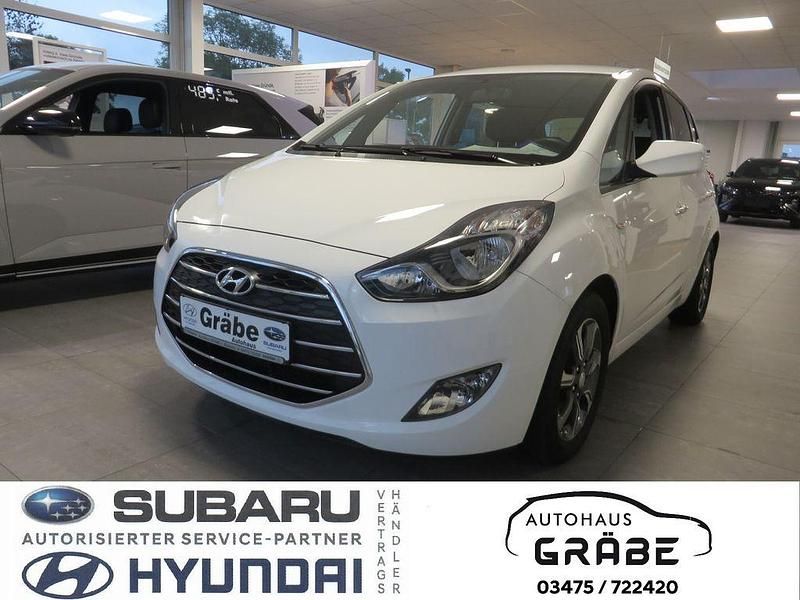 Weiß Gebraucht 2018 Hyundai ix20 Space Kleinwagen | 12.490 € (Etwas zu teuer) - Bild 1/4